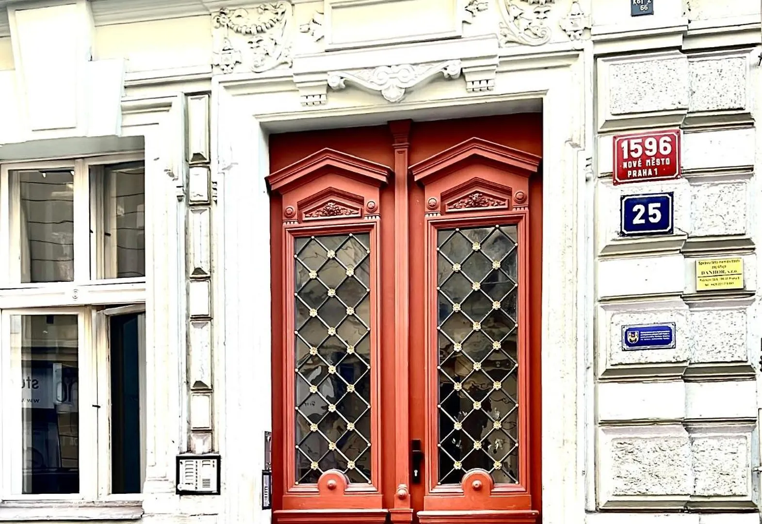 Hostel Summer Apartment Praga Czechy